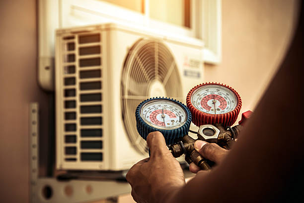 Professional Hvac Repair technician working in Peachland, NC